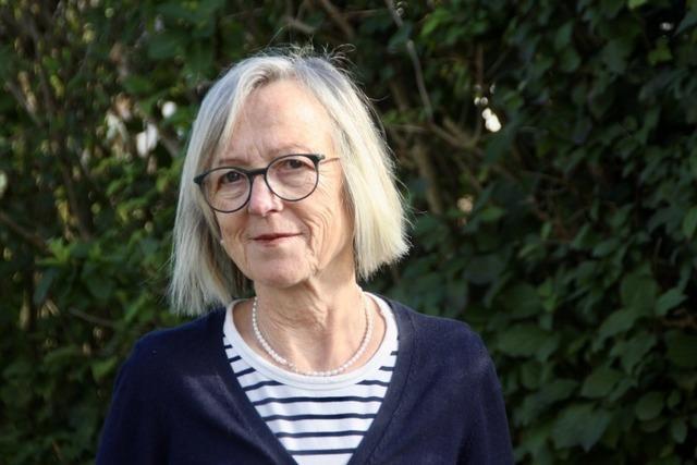 Esther Dixa verabschiedet sich nach 26 Jahren von der VHS-Außenstelle Ringsheim-Rust Esther Dixa verabschiedet sich nach 26 Jahren von der VHS-Außenstelle Ringsheim-Rust