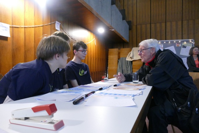 Jung und alt sollen im Rahmen der Demo...einer Veranstaltung in Grenzach-Wyhlen  | Foto: Sebastian Kurtenacker Jung und alt sollen im Rahmen der Demo...einer Veranstaltung in Grenzach-Wyhlen  | Foto: Sebastian Kurtenacker