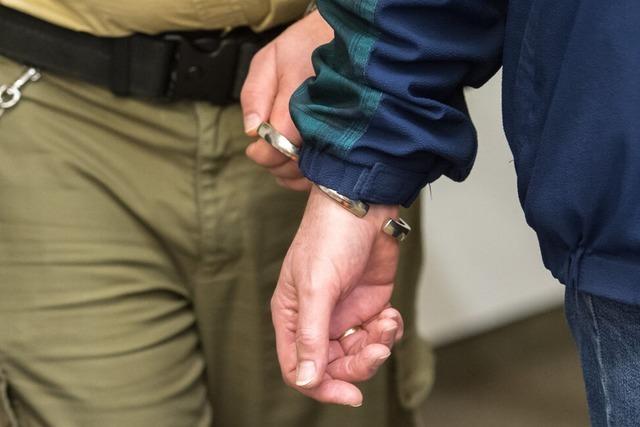 Offenburg: Frau nach mehreren Ladendiebstählen in Haft Offenburg: Frau nach mehreren Ladendiebstählen in Haft