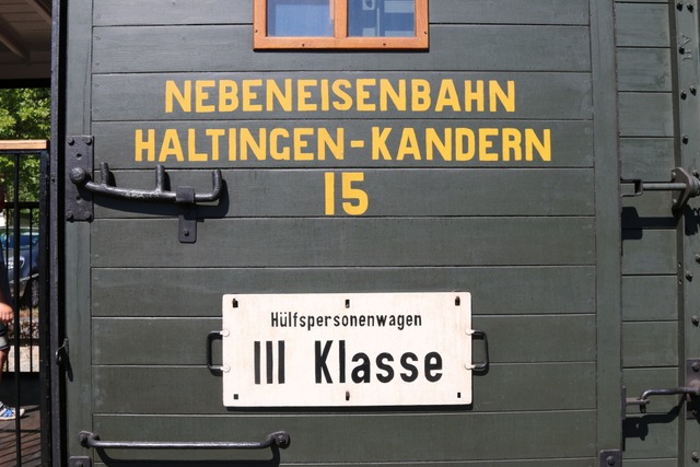 Derzeit verkehren nur historische Wagg...trecke zwischen Kandern und Haltingen.  | Foto: Katharina Kubon