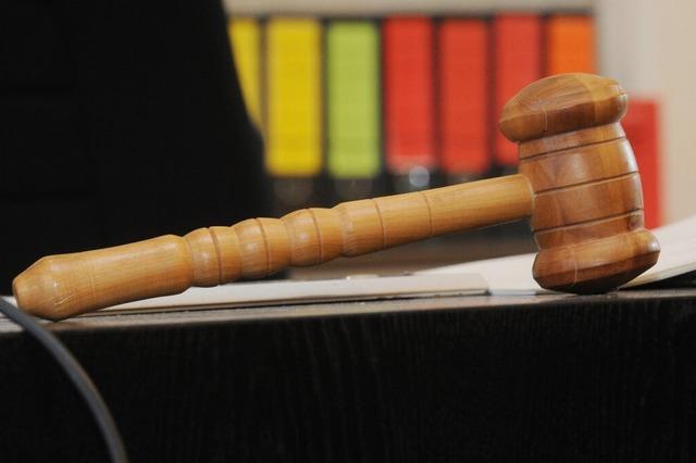 Im Prozess wegen schweren Raubs in einer Lahrer Eventlocation drohen mindestens fünf Jahre Haft Im Prozess wegen schweren Raubs in einer Lahrer Eventlocation drohen mindestens fünf Jahre Haft