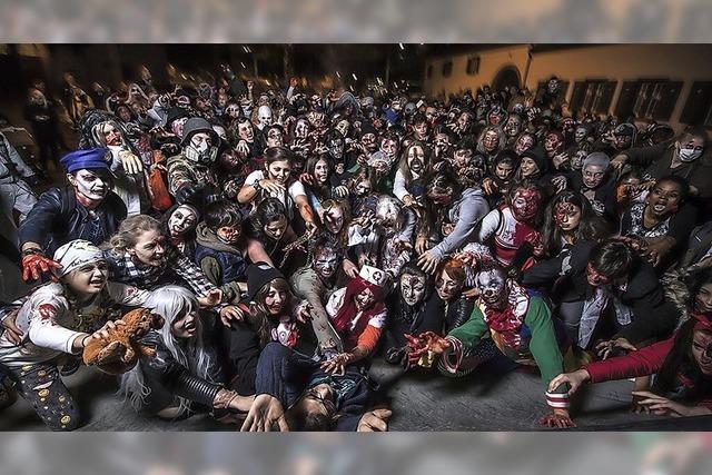 Am Samstag, 1. November, findet ab 18 Uhr der Zombie Walk in Basel statt. Treffpunkt ist im Garten der Mana Bar, Güterstraße 99. Am Samstag, 1. November, findet ab 18 Uhr der Zombie Walk in Basel statt. Treffpunkt ist im Garten der Mana Bar, Güterstraße 99.