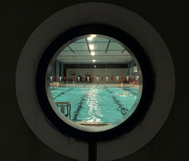 Wie geht es weiter mit dem Hallenbad i...iellen Lage der Stadt nicht gesichert.  | Foto: Simone Hhl