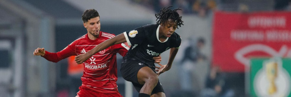 Zittersieg nach Traumstart: SC Freiburg steht im Achtelfinale des DFB-Pokals