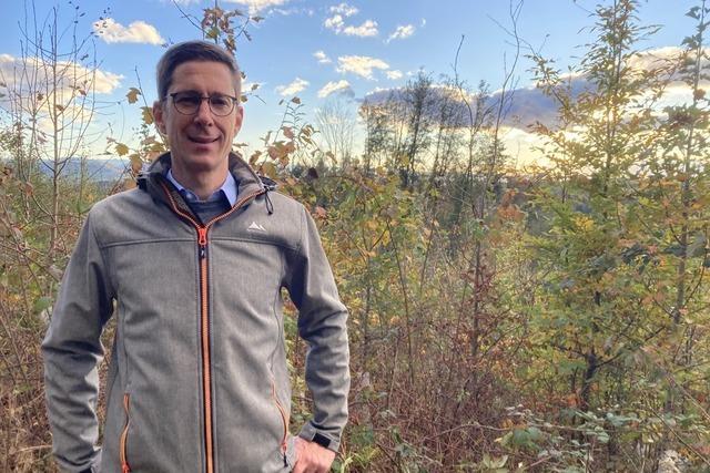 Rundgang: Bürgermeisterkandidat Denis Schimak  will mit Respekt und auf Augenhöhe führen Rundgang: Bürgermeisterkandidat Denis Schimak  will mit Respekt und auf Augenhöhe führen