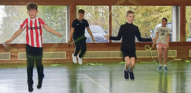 Die vierte Klasse bei einer Gruppenvorführung  | Foto: Stefan Pichler Die vierte Klasse bei einer Gruppenvorführung  | Foto: Stefan Pichler