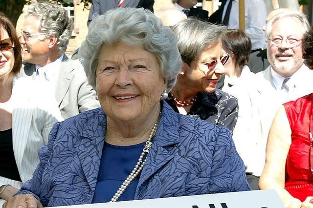 So blickt Biografin Ute Dahmen heute auf die Offenburger Mode-Pionierin Aenne Burda