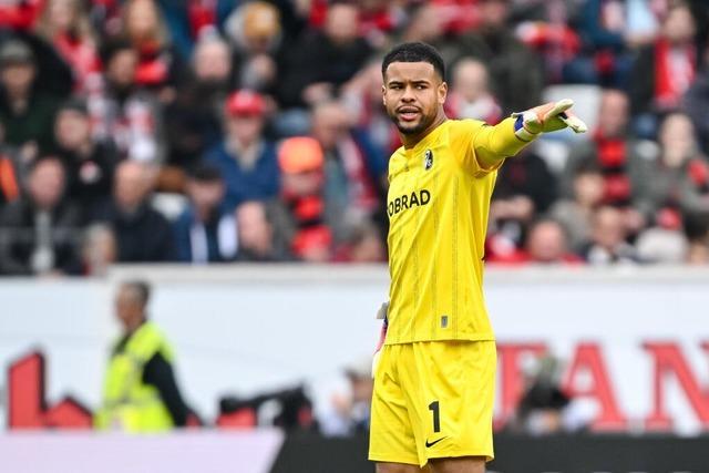 Julian Schuster will gegen Union Berlin wieder "die richtige Mischung finden" Julian Schuster will gegen Union Berlin wieder "die richtige Mischung finden"