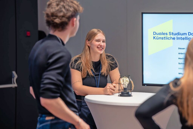 Die eigene berufliche Zukunft bei der Haufe Group entdecken Die eigene berufliche Zukunft bei der Haufe Group entdecken