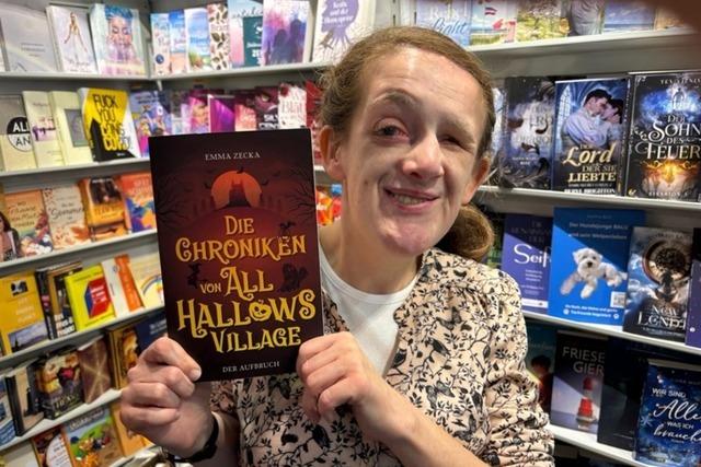 Hobby-Autorin Ayasha Mack aus Merzhausen über ihre neue Halloween-Buchreihe: "Es geht im Grunde um Zusammenhalt" Hobby-Autorin Ayasha Mack aus Merzhausen über ihre neue Halloween-Buchreihe: "Es geht im Grunde um Zusammenhalt"