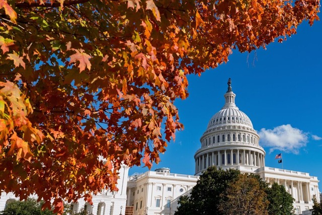 Der Etatstreit in den USA könnte Experten zufolge noch Wochen anhalten. | Foto: J. Scott Applewhite (dpa) Der Etatstreit in den USA könnte Experten zufolge noch Wochen anhalten. | Foto: J. Scott Applewhite (dpa)