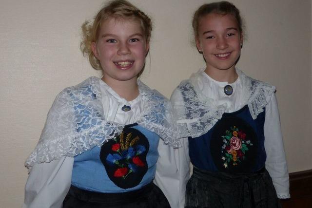 Alte Tnze und Handyfrust auf dem Bauernhof: Der Heimatabend in Efringen-Kirchen-Egringen