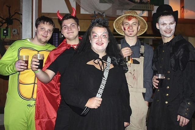 Halloween-Party im Weideschuppen in Wies