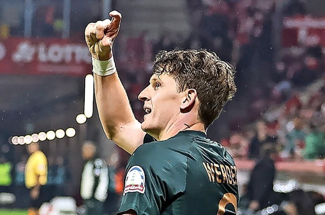 Später Torjubel: Jens Stage lässt Werder mit seinem Treffer aufatmen.  | Foto: IMAGO/Grant Hubbs Später Torjubel: Jens Stage lässt Werder mit seinem Treffer aufatmen.  | Foto: IMAGO/Grant Hubbs