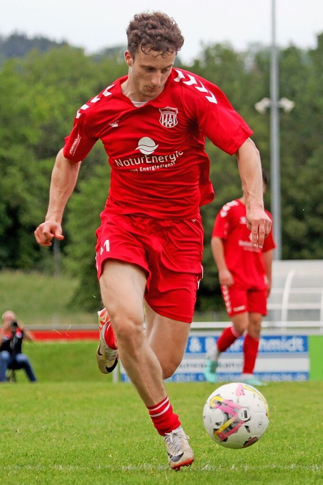 Johannes Binkert traf doppelt beim 3:1-Sieg des FV Lrrach-Brombach.  | Foto: Matthias Konzok
