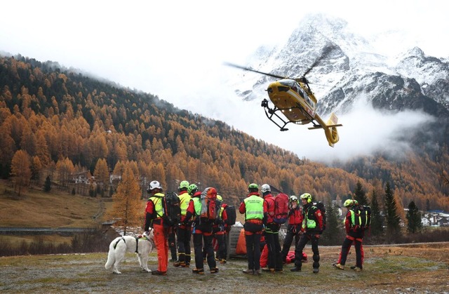 Das Unglck gehrt zu den schlimmsten in den Alpen der vergangenen Jahre.  | Foto: Karl-Josef Hildenbrand (dpa)