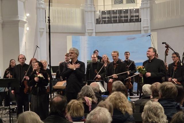 Klnge der Resignation: Die Freiburger Holst-Sinfonietta verbeugt sich vor Schostakowitsch