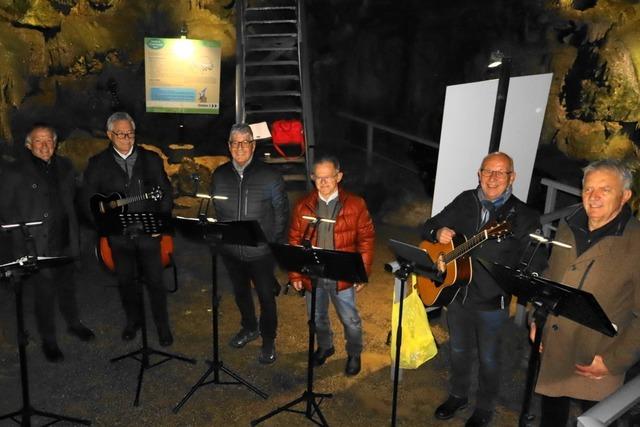 Wiesental Snger geben Konzert in der Hasler Tropfsteinhhle