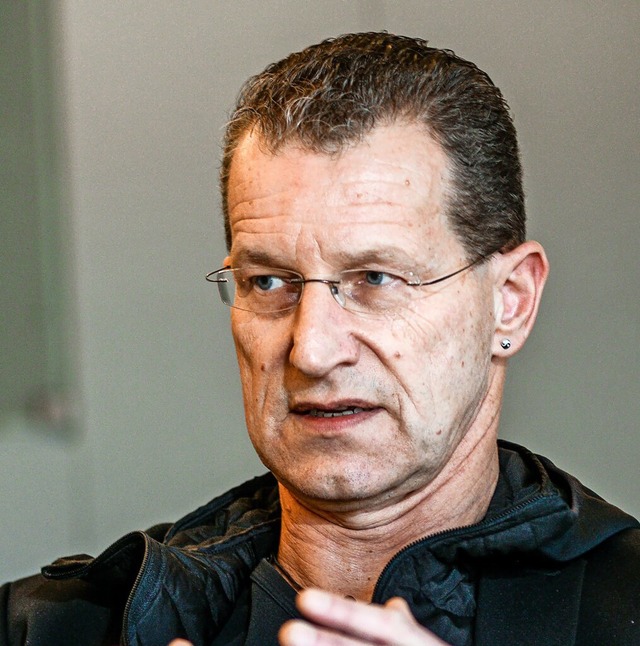 &#8222;Nicht zu lange gewartet&#8220;: Der Berliner LKA-Chef Christian Steiof.  | Foto: IMAGO/Sergej Glanze