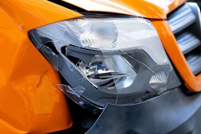 Fahrerflucht nach 20.000-Euro-Schaden am Schwimmbad in Gengenbach