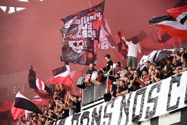 Darum ist SC-Freiburg-Fankleidung in der Innenstadt von Nizza polizeilich verboten