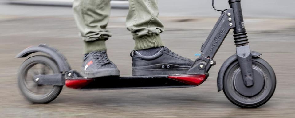 Klinikumsmitarbeiter in Lahr schnappt E-Scooter-Dieb mitten in der Nacht