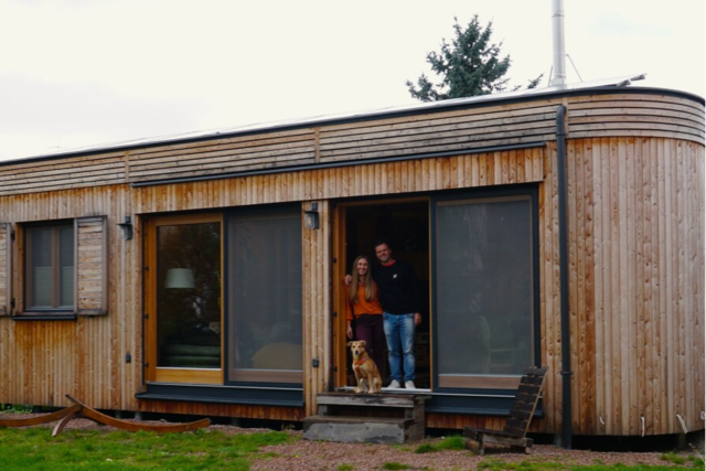So wohnt ein Bugginger Paar in einem Tiny House