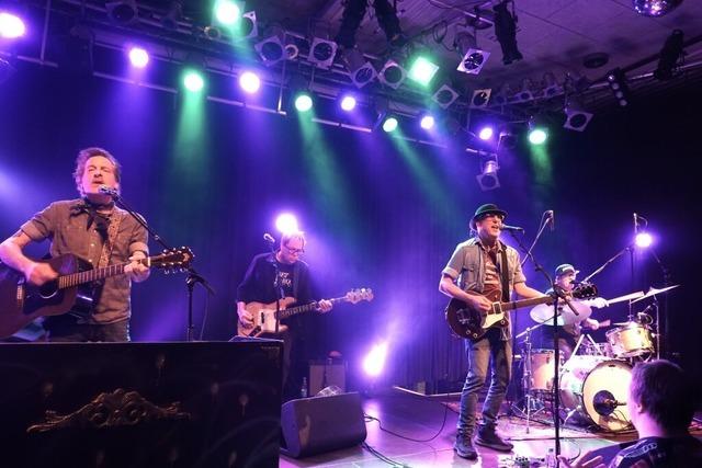 Die Band US Rails im Schlachthof Lahr spielte starke Songs, die in Beine gingen