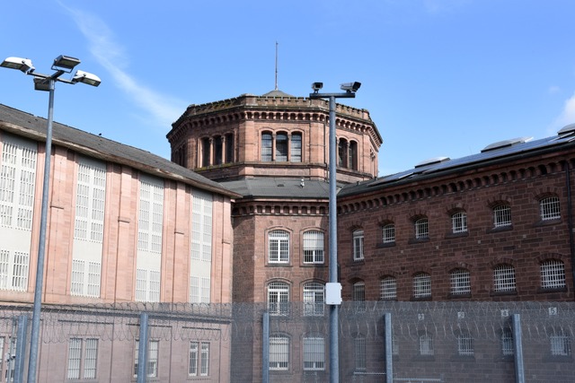 Im Freiburger Gefngnis sind keine Kinder inhaftiert.  | Foto: Rita Eggstein 