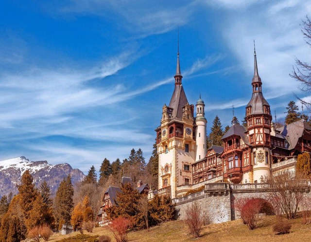 Traumhafte Natur: Hinter Schloss Peles...chei bietet mehr als Abgeschiedenheit. | Foto: IMAGO/Nataliya Nazarova Traumhafte Natur: Hinter Schloss Peles...chei bietet mehr als Abgeschiedenheit. | Foto: IMAGO/Nataliya Nazarova