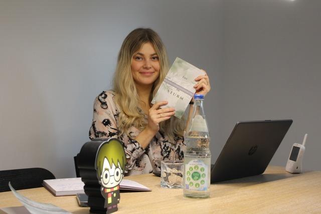 Vanessa Hnemann nutzt die Elternzeit in Hochstetten, um ihre Trauer in einem Memoir zu verarbeiten