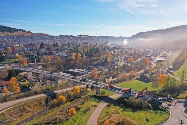 Sperrung der Hochbrcke in Titisee-Neustadt wird diesen Freitag aufgehoben