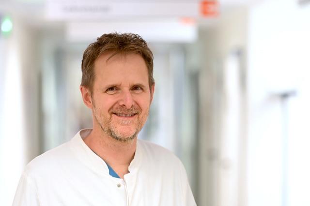 Der Chefarzt am Diakoniekrankenhaus ist Experte fr eine besondere japanische OP-Technik