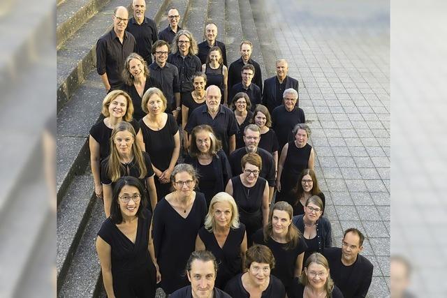 Der Freiburger Kammerchor feiert Leonard Bernsteins Chichester Psalms mit einem Konzert