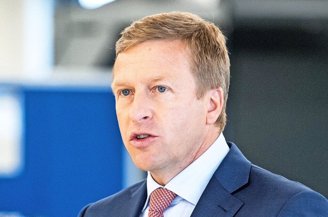 BMW-Chef Oliver Zipse.  | Foto:    Matthias Balk/dpa