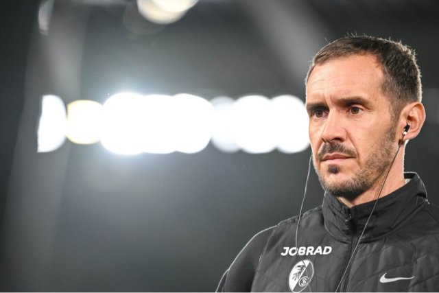 Technischer Defekt am Flieger - SC Freiburg mit Versptung in Nizza