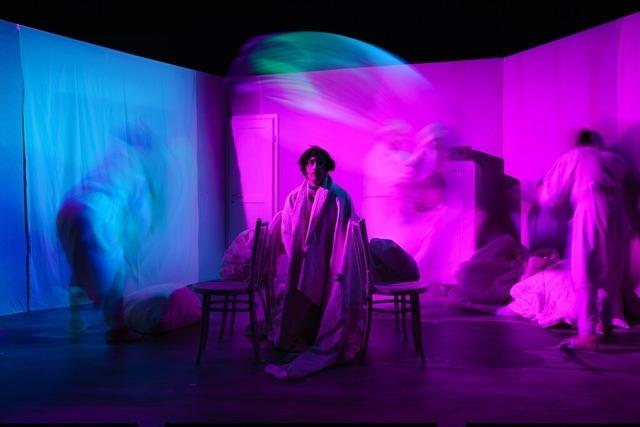 Wie funktioniert Thomas Manns "Zauberberg" auf der Wallgraben-Bhne in Freiburg?