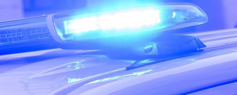 14.000 Euro Schaden: Zeugen nach Unfall an Grundstckseinfahrt in Laufenburg gesucht.