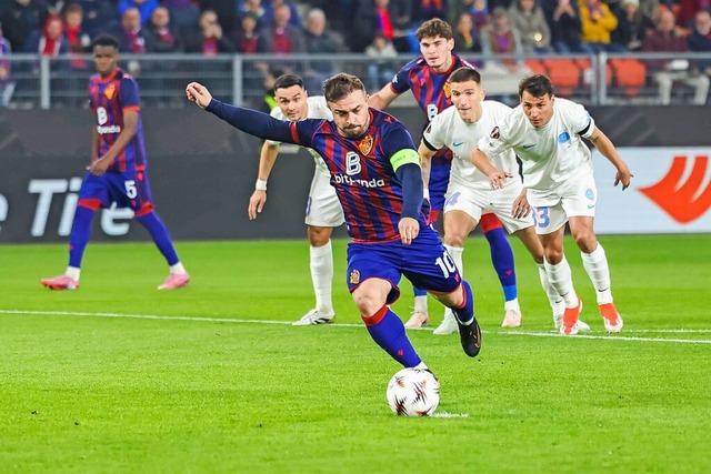 Das 1:0 vom Punkt: Xherdan Shaqiri | Foto: IMAGO/Grant Hubbs Das 1:0 vom Punkt: Xherdan Shaqiri | Foto: IMAGO/Grant Hubbs