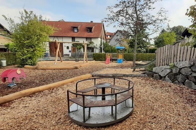 Spielplatz Ringstrae in Brombach ffnet nach Schaukelaustausch wieder