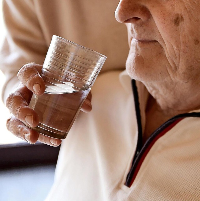 Emotionen und Zeit: Viele pflegende An...ftlich nicht ausreichend gesehen wird.  | Foto: Mascha Brichta/dpa