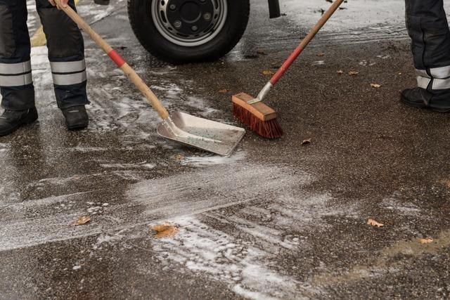 Verbindungsstrae zur A5 bei Gewerbepark Breisgau war nach Unfall stundenlang gesperrt