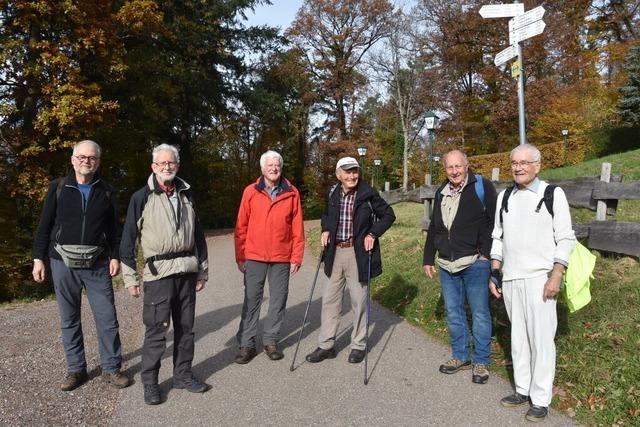 Gundelfinger Club "Lockere Knochen": Mit 88 Jahren denkt hier keiner ans Aufhren