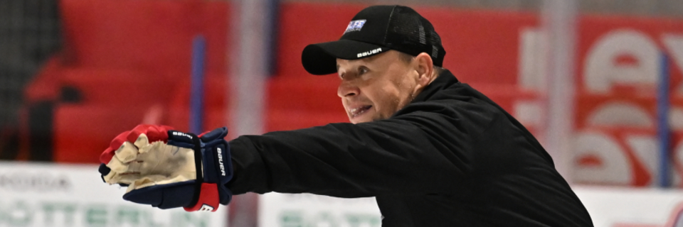 EHC Freiburg trennt sich von Coach Stloukal - Berichte ber Eklat im Training