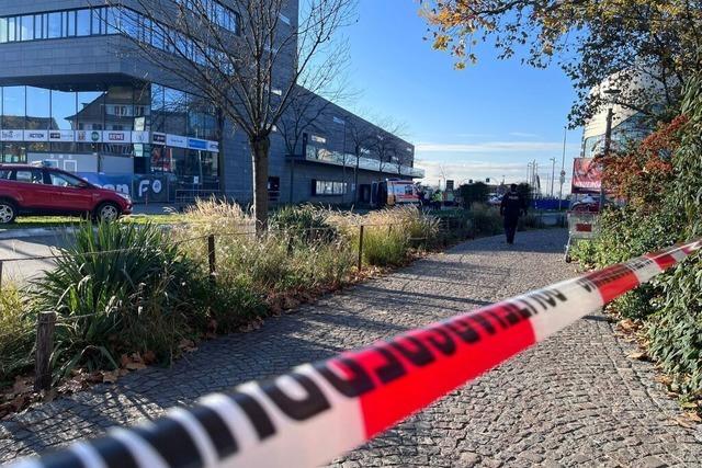 Schwerer Busunfall in Weil am Rhein mit mehreren Verletzten