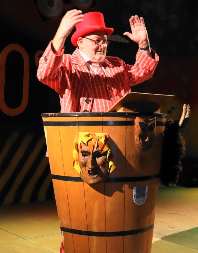 Dorfchronist Lothar &#8222;Lotti&#8220...Stubenfenster&#8220; ins Dorf geguckt.  | Foto: Gudrun Gehr