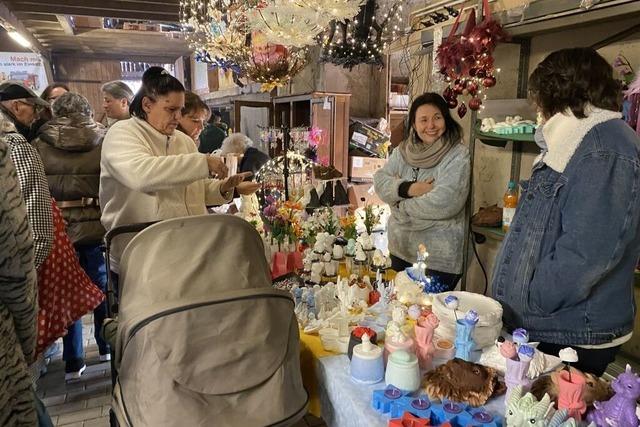 Beim 13. Hertinger Machwerkmarkt waren Standbetreiber und Kufer im Wetterglck