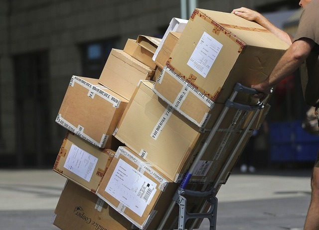 Diskussion um den Wandel in der Zustel...ichen Form existiert kaum noch.&#8220;  | Foto: Oliver Berg (dpa)