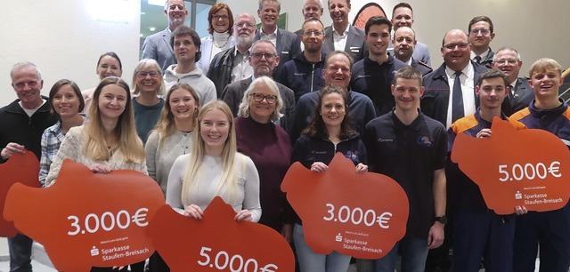 Die Sparkassenfiliale in Breisach über...Breisacher Schulen Spendenschweinchen. | Foto: Christine Weirich