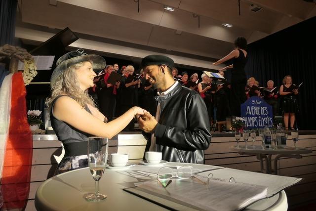 Paris, Liebe und bewegende Lieder: Doppelkonzert in Bachheimer Drei-Schluchten-Halle